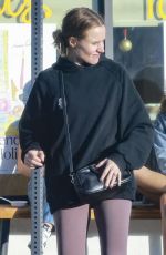 KRISTEN BELL Leaves Metamorphosis Pilates Studio in Los Feliz 11/26/2023