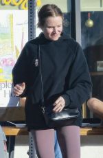 KRISTEN BELL Leaves Metamorphosis Pilates Studio in Los Feliz 11/26/2023