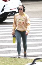 KRISTEN BELL Out Hiking in Los Feliz 11/13/2023