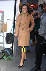 LARA SPENCER and LINSEY DAVIS on the Set of Good Morning Amrica in New York 11/20/2023