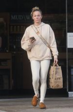 LEANN RIMES Shopping at Erewhon Market in Los Angeles 11/26/2023