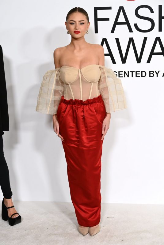 LENI KLUM at 2023 Cfda Fashion Awards in New York 11/06/2023