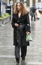 LEONA LEWIS Leavves Heart Radio Studios in London 11/01/2023