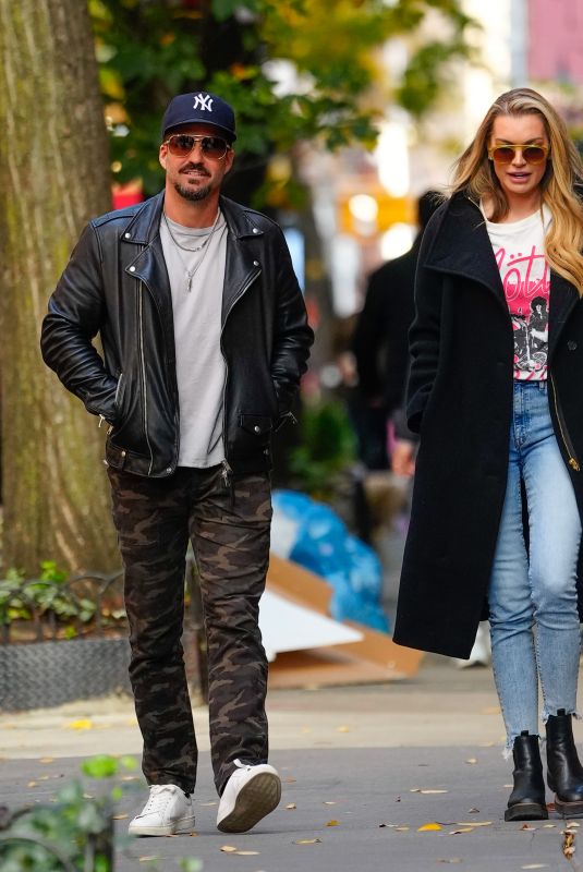 LINDSAY HUBBARD and Johnny Bananas on a Date in New York 11/19/2023