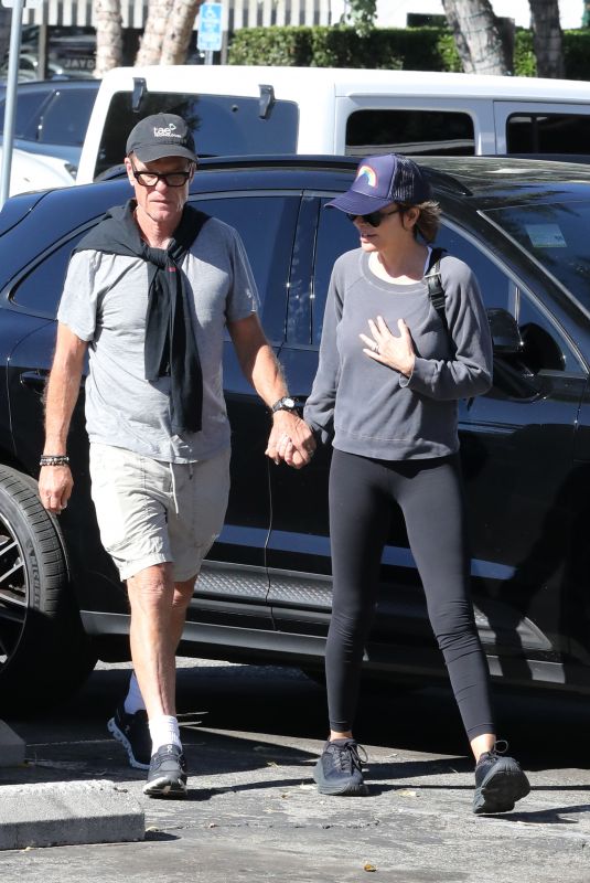 LISA RINNA and Harry Hamlin Out in Los Angeles 11/12/2023