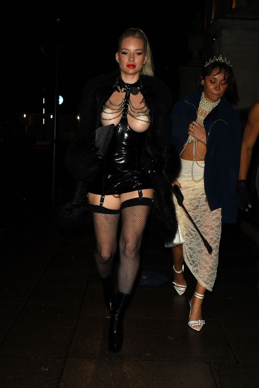 LOTTIE MOSS Arrives at 22 Mayfair Halloween Party 10/31/2023