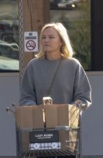 MALIN AKERMAN Shopping at Lazy Acres in Los Feliz 11/27/2023