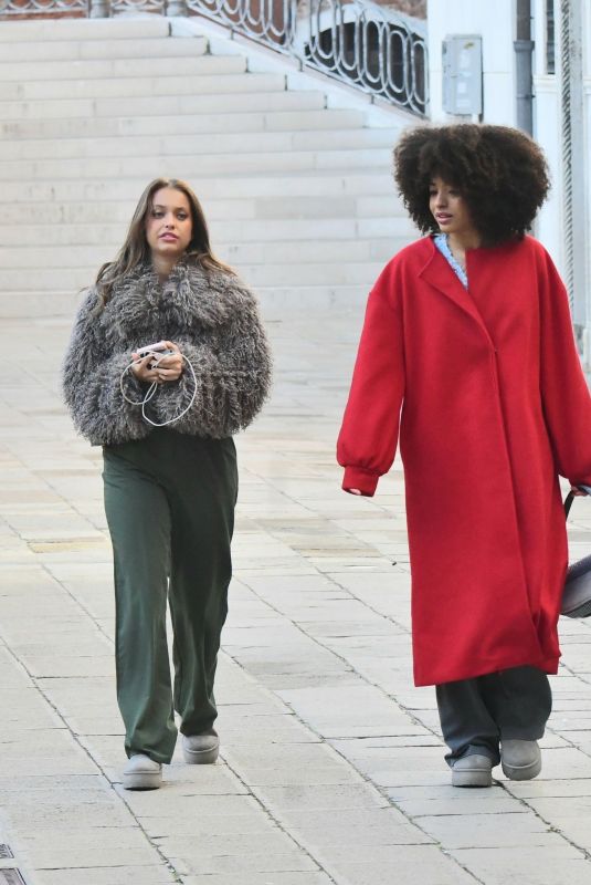 MARGARIDA CORCEIRO and DIANA DEL MAR Out Filming in Venice 11/17/2023