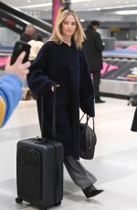 MARGOT ROBBIE Arrives at Airport in New York 11/26/2023
