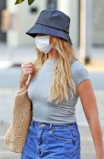MARGOT ROBBIE Out and About on Gold Coast 11/02/2023