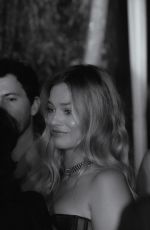 MARGOT ROBBIE - Saltburn Premiere Photoshoot, November 2023