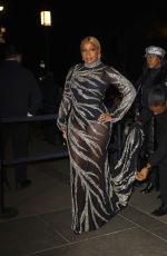 MARY J. BLIGE Arrives at 2023 CFDA Fashion Awards in New York 11/06/2023