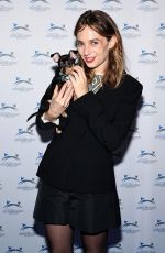 MAYA HAWKE at North Shore Animal League America