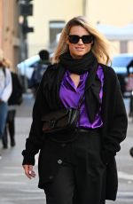 MICHELLE HUNZIKER Out and About in Milan 11/06/2023
