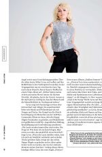 MILEY CYRUS in Forbes Magazine Deutsch Nr.8, 2023