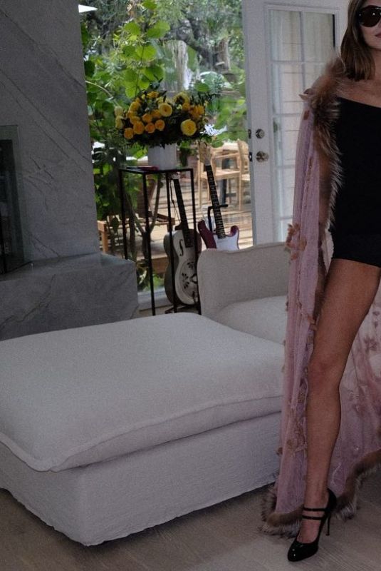 OLIVIA JDE for Sixpenny Furniture Campaign, November 2023