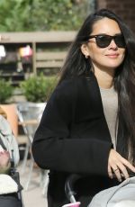 OLIVIA MUNN Out with Her Uppababy Stroller in New York 11/04/2023