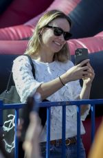 OLIVIA WILDE at LA Farmers Market 11/05/2023