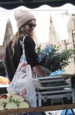 OLIVIA WILDE Shopping at Local Farmers Market in Los Angeles 11/26/2023