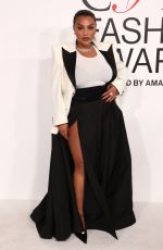 PALOMA ELSESSER at 2023 Cfda Fashion Awards in New York 11/06/2023