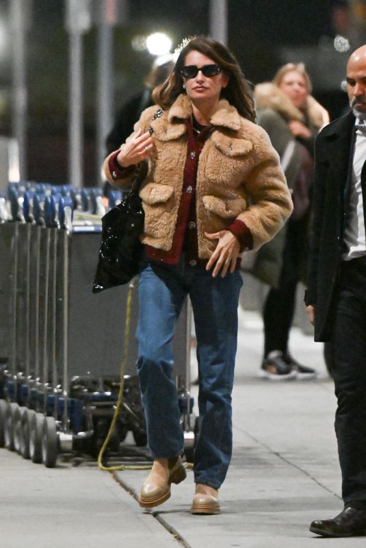 PENELOPE CRUZ Heading to JFK Airport in New York 11/28/2023