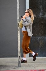 Pregnant SUKI WATERHOUSE Out in Los Angeles 11/23/2023