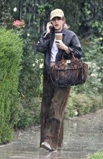 Pregnant SUKI WATERHOUSE Out Visiting a Friend in Los Angeles 11/15/2023