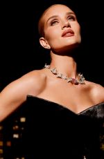 ROSIE HUNTINGTON-WHITELEY for Tiffany & Co. 2023 Holiday Campaign