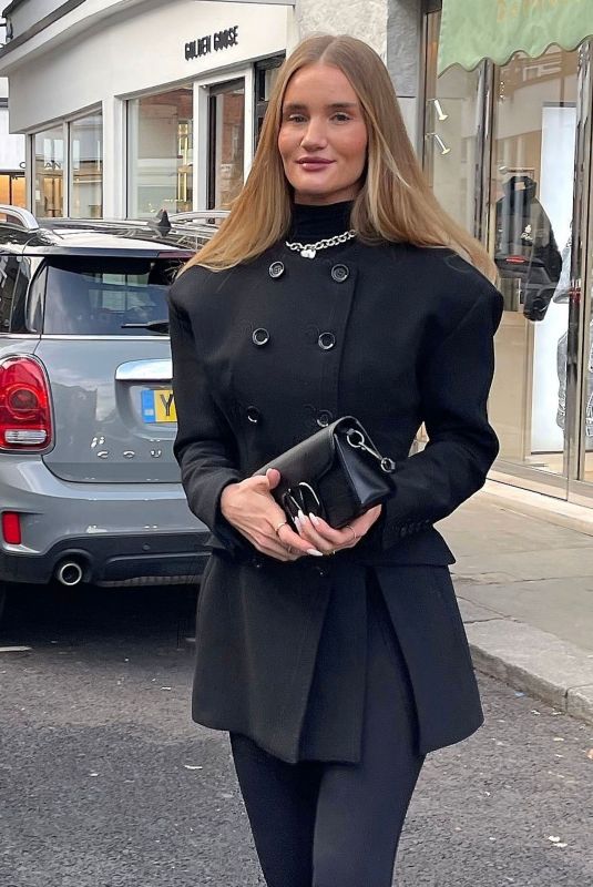 ROSIE HUNTINGTON-WHITELEY Leaves a Restaurant in London 11/29/2023