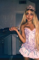 SABRINA CARPENTER - Instagram Photos 11/01/2023