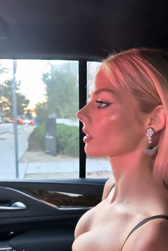 SAMARA WEAVING – Instagram Photos and Video 11/05/2023