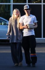 SAMI SHEEN at Erewhon Market in Calabasas 11/19/2023