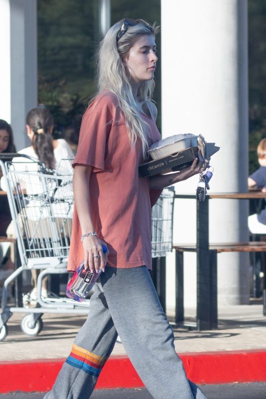 SAMI SHEEN Out and About in Los Angeles 11/28/2023