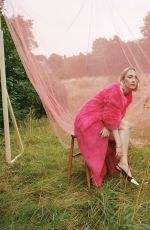 SAOIRSE RONNA for Harper