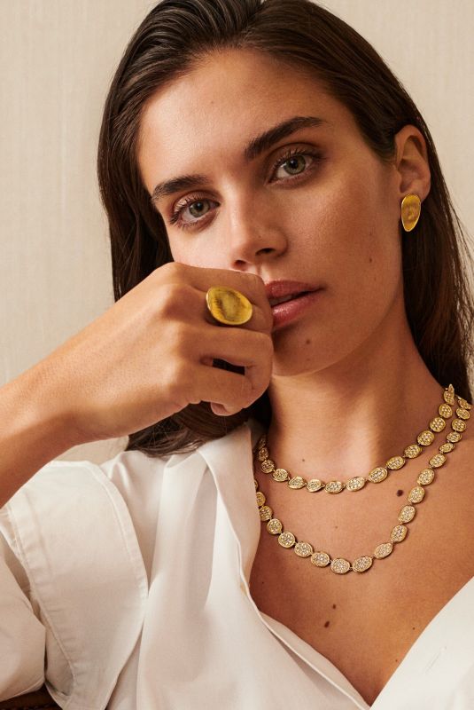 SARA SAMPAIO for Marco Bicego Fall 2023 Campaign
