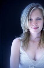 SARAH POLLEY - 2005 Cannes Film Festival Portraits 05/24/2005