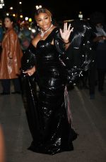 SERENA WILLIAMS Arrives at 2023 CFDA Fashion Awards in New York 11/06/2023