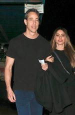 SOFIA VERGARA and Justin Saliman Out for Dinner Date in Los Angeles 11/06/2023