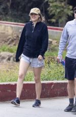 SUKI WATERHOUSE and Robert Pattinson Out Hikinig in Los Angeles 11/01/2023