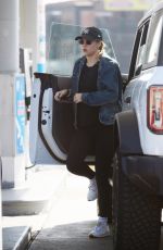 SUKI WATERHOUSE at a Gas Station in Los Angeles 11/17/2023
