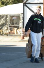 WHITNEY PORT Hauling Packages From a Shipping Store in Los Angeles 11/21/2023