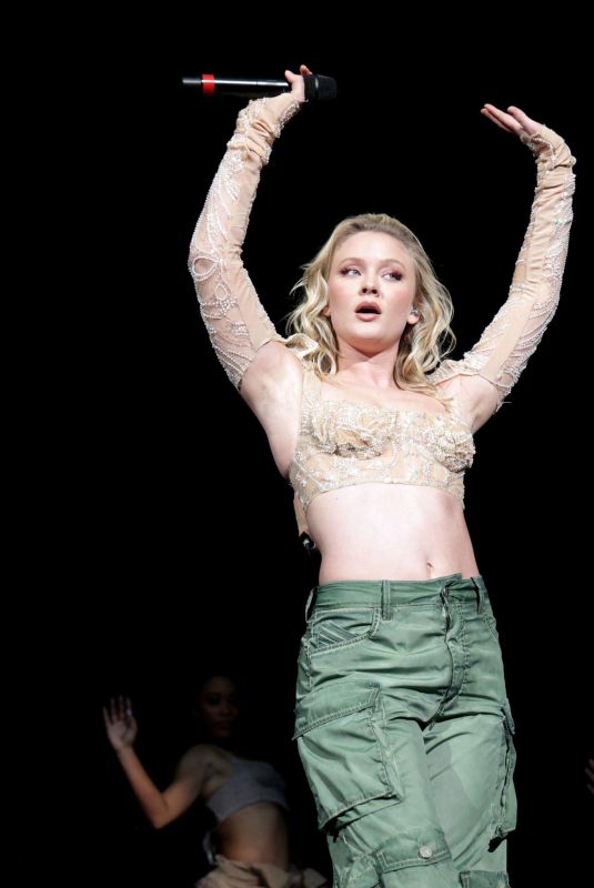 ZARA LARSSON Performs at iHeartRadio 93.3 FLZ