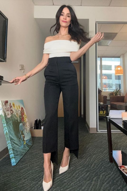 ABIGAIL SPENCER - Instagram Photos 12/28/2023