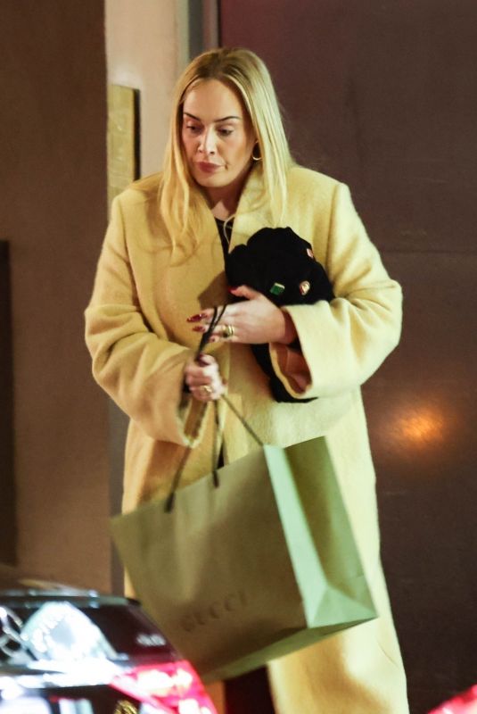 ADELE Doing Some Last Minute Christmas Shopping at Gucci Store in Beverly Hills 12/24/2023