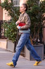 ADWOA ABOAH Leaves Emily Ratajkowski