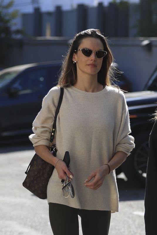 ALESSANDRA AMBROSIO Leaves Her Home for a Workout Session, Followed by a Lunch at Cecconi’s in West Hollywood 12/12/2023