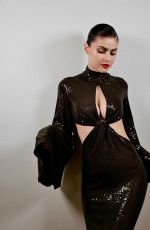 ALEXANDRA DADDARIO - Elle
