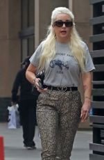 AMANDA BYNES and Paul Michael Out at Santa Anita Mall in Los Angeles 12/24/2023