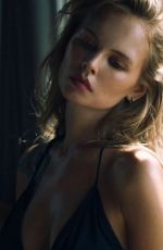 ANASTASIYA SCHEGLOVA - Instagram Photos 12/23/2023