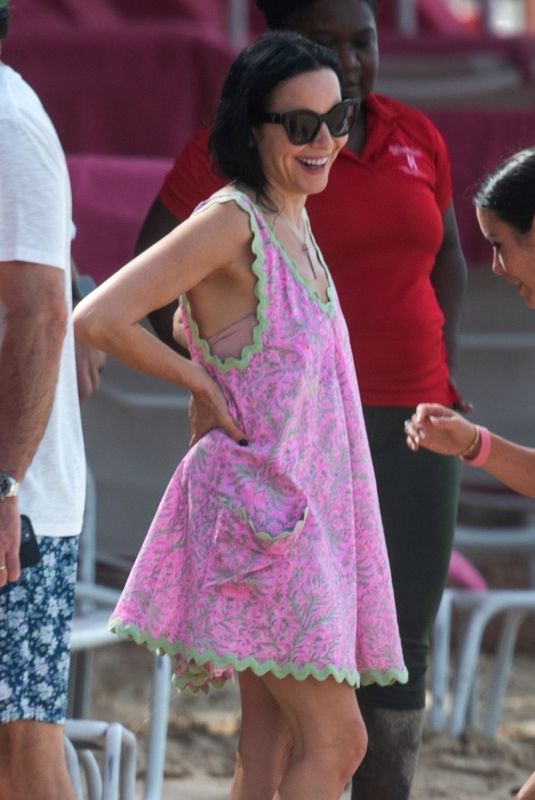 ANDREA CORR on Christmas Day in Barbados at Sandy Lane Hotel’s Sandcastle Competition 12/25/2023